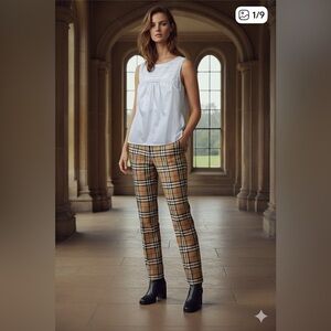 BURBERRY 8 white sleeveless crew neck blouse euc authentic